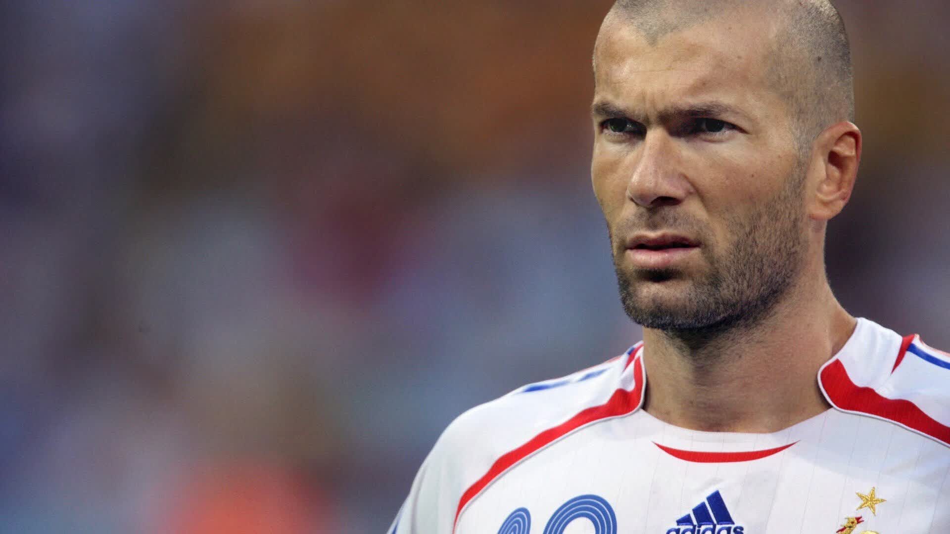 电竞传奇跨界篮球场，Uzi现身CBA引热议|开元棋牌最新版